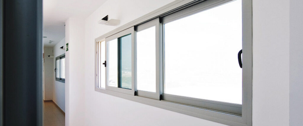 ventana-corredora-de-aluminio
